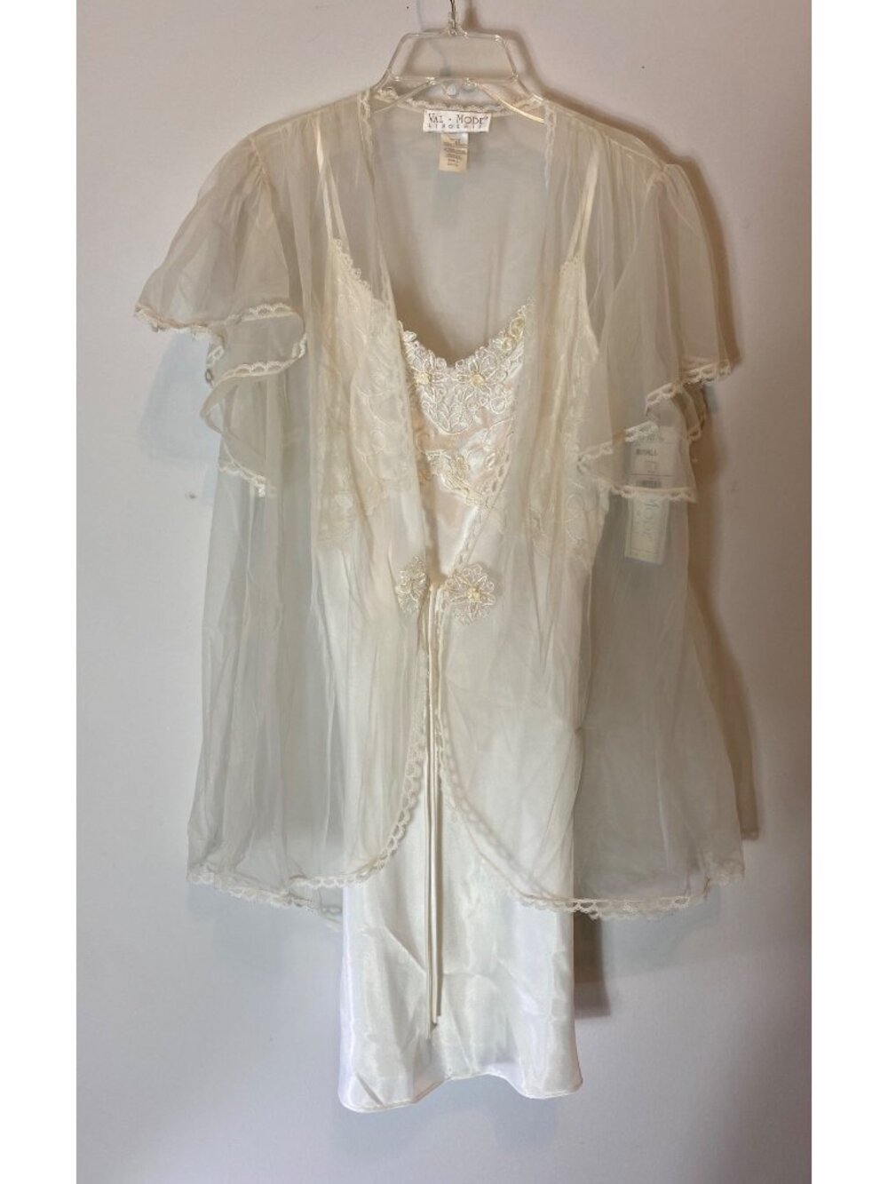 Vintage Val Mode Lingerie Ivory Nightgown & Sheer Robe Set Lace Trim Small